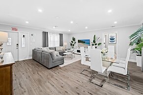 Peaceful 5BR -waterway Views & Private Heated Pool