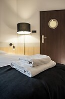Hotel Dworski Galaktyczny Park
