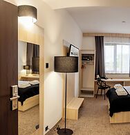 Hotel Dworski Galaktyczny Park
