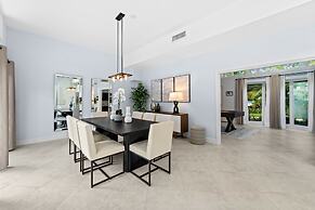 4BR Intracoastal Retreat With Pool, Games & More!