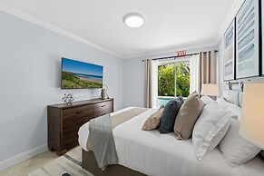 4BR Intracoastal Retreat With Pool, Games & More!