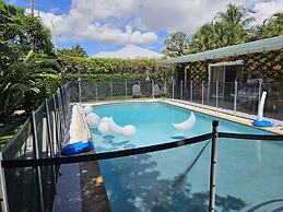 4BR Intracoastal Retreat With Pool, Games & More!