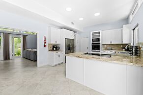 4BR Intracoastal Retreat With Pool, Games & More!