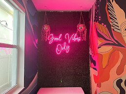 New-6br Discovilla- Sleeps16 Heated Pool & More