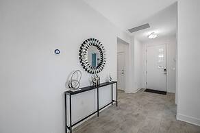 New-6br Discovilla- Sleeps16 Heated Pool & More