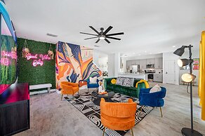 New-6br Discovilla- Sleeps16 Heated Pool & More