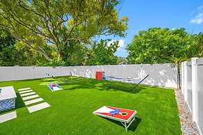 New-6br Discovilla- Sleeps16 Heated Pool & More