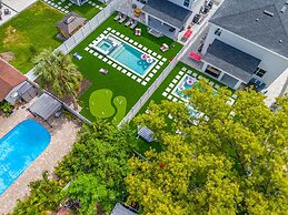 Luxury Home w Heated Pool, Gym, Playground & More!