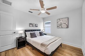 Luxury Home w Heated Pool, Gym, Playground & More!