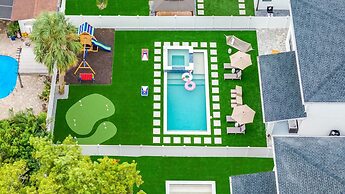 Luxury Home w Heated Pool, Gym, Playground & More!