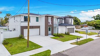 Luxury Home w Heated Pool, Gym, Playground & More!