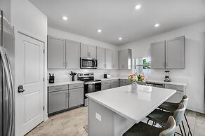 Luxury Home w Heated Pool, Gym, Playground & More!