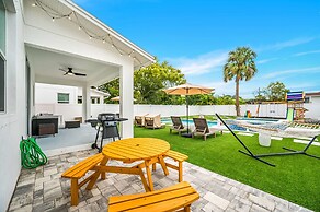 Luxury Home w Heated Pool, Gym, Playground & More!