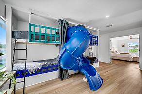 Luxury Home w Heated Pool, Gym, Playground & More!