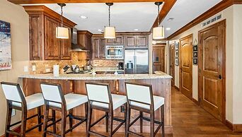 Luxury 2 Bedroom Residence at The Vail Ritz-carlton