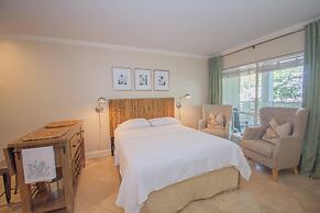 511 Sunsuite - Charming Studio, Sleeps 4! Resort Access Included!