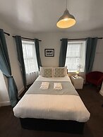 Victoria Hotel