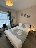 Victoria Hotel