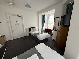 Victoria Hotel