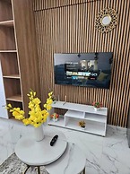 Lulu Homes at Smart Home