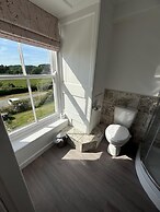 Maes Y Neuadd Country House