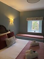 Maes Y Neuadd Country House