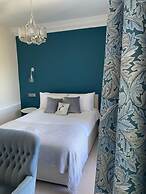Maes Y Neuadd Country House