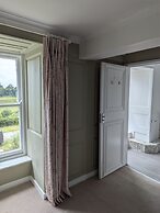 Maes Y Neuadd Country House