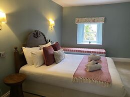 Maes Y Neuadd Country House