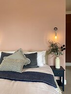 Maes Y Neuadd Country House
