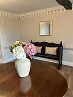 Maes Y Neuadd Country House