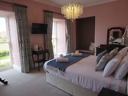 Maes Y Neuadd Country House