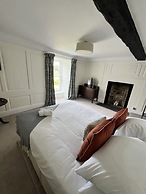 Maes Y Neuadd Country House