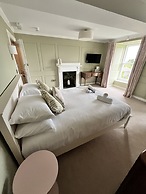 Maes Y Neuadd Country House