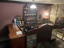 Maes Y Neuadd Country House