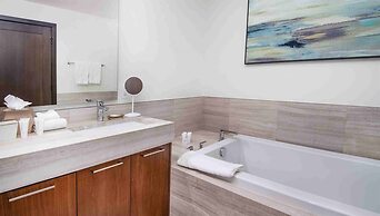 Modern 2 Bedroom Luxury Condo in Lionshead Village