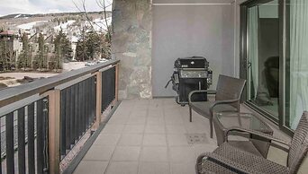 Modern 2 Bedroom Luxury Condo in Lionshead Village