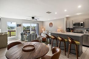 5 Springtide Villa With Resort Passes