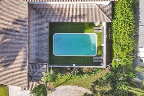 Amazing 7 BR Villa With Heated Pool Near the Beach