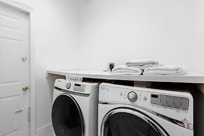 Amazing 7 BR Villa With Heated Pool Near the Beach