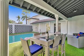 Amazing 7 BR Villa With Heated Pool Near the Beach