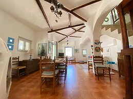 Splendid Detached Villa, Near the sea