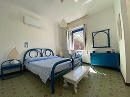 Splendid Detached Villa, Near the sea