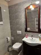 Charming Apartment City Escape