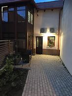 Charming Apartment City Escape