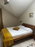 Charming Apartment City Escape