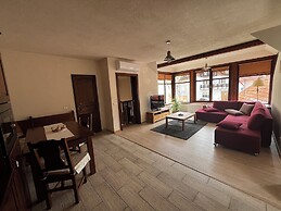 Charming Apartment City Escape