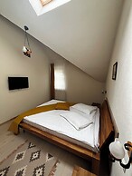 Charming Apartment City Escape