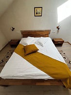 Charming Apartment City Escape