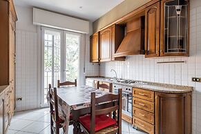 Giorgi Homes - Family Apartment